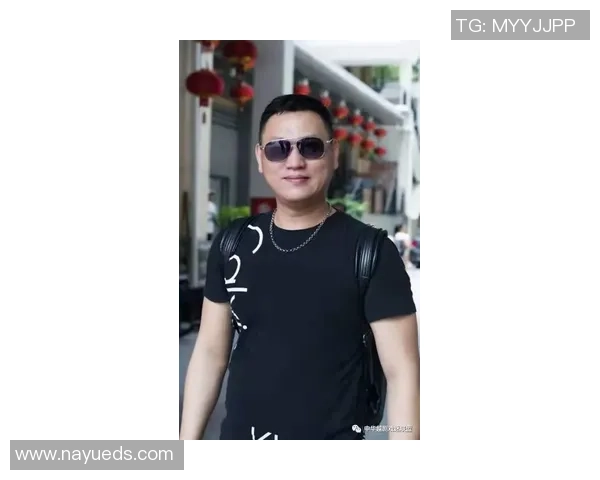 周磊独家分享网球心得与技巧助你提升球技的秘密之道