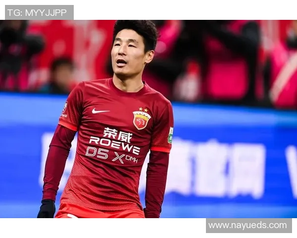 网友心目中的足球明星榜单揭晓引发热议与讨论